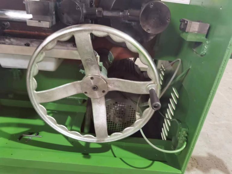 Máquina para fabricar clavos de acero a la venta